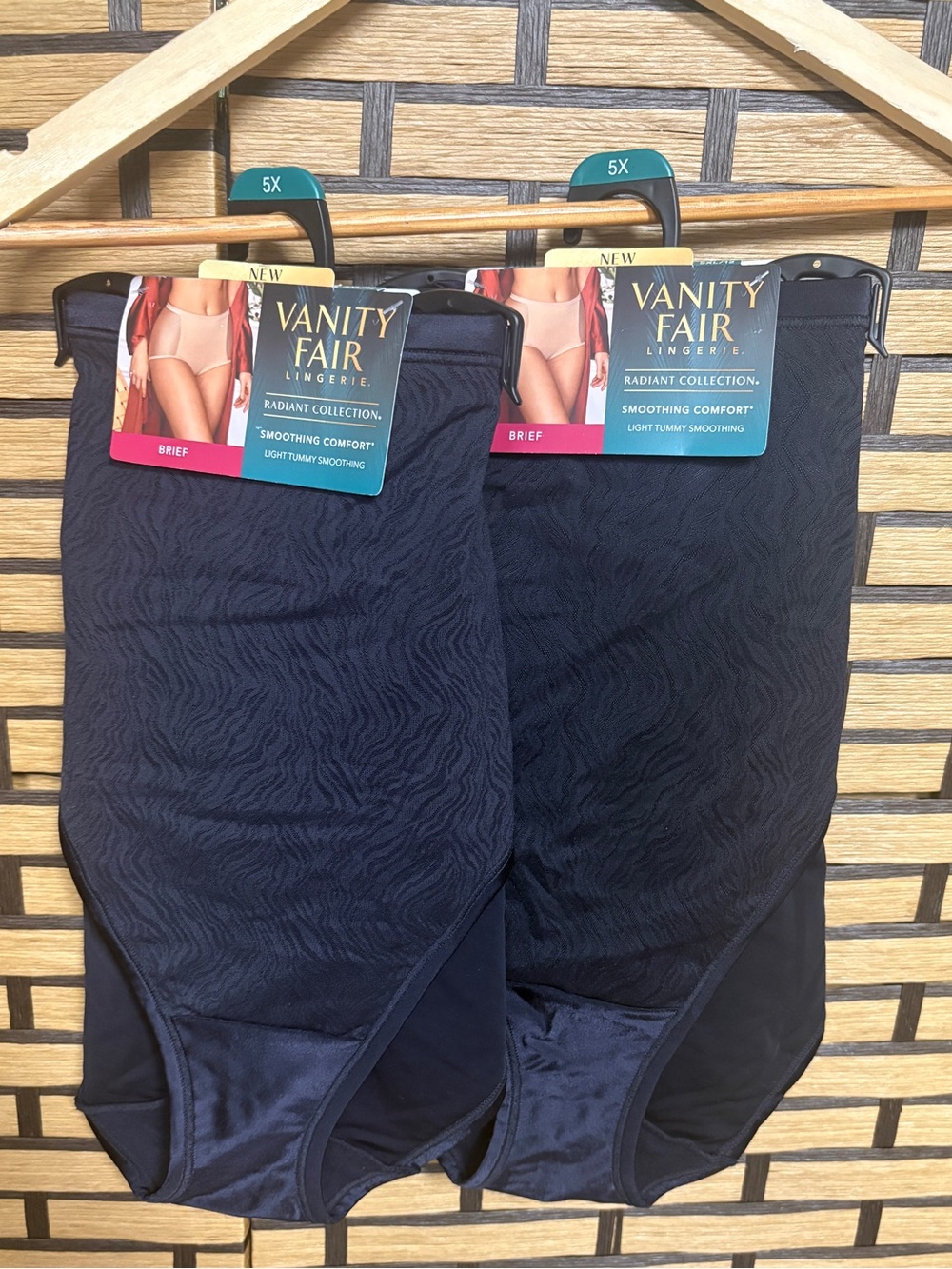Vanity fair black smoothing briefs size 5X